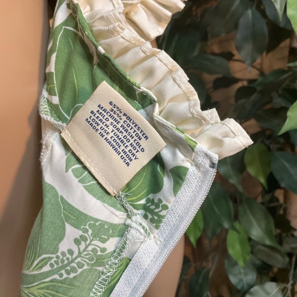 Green Floral Maxi Dress - Picture 11 of 16